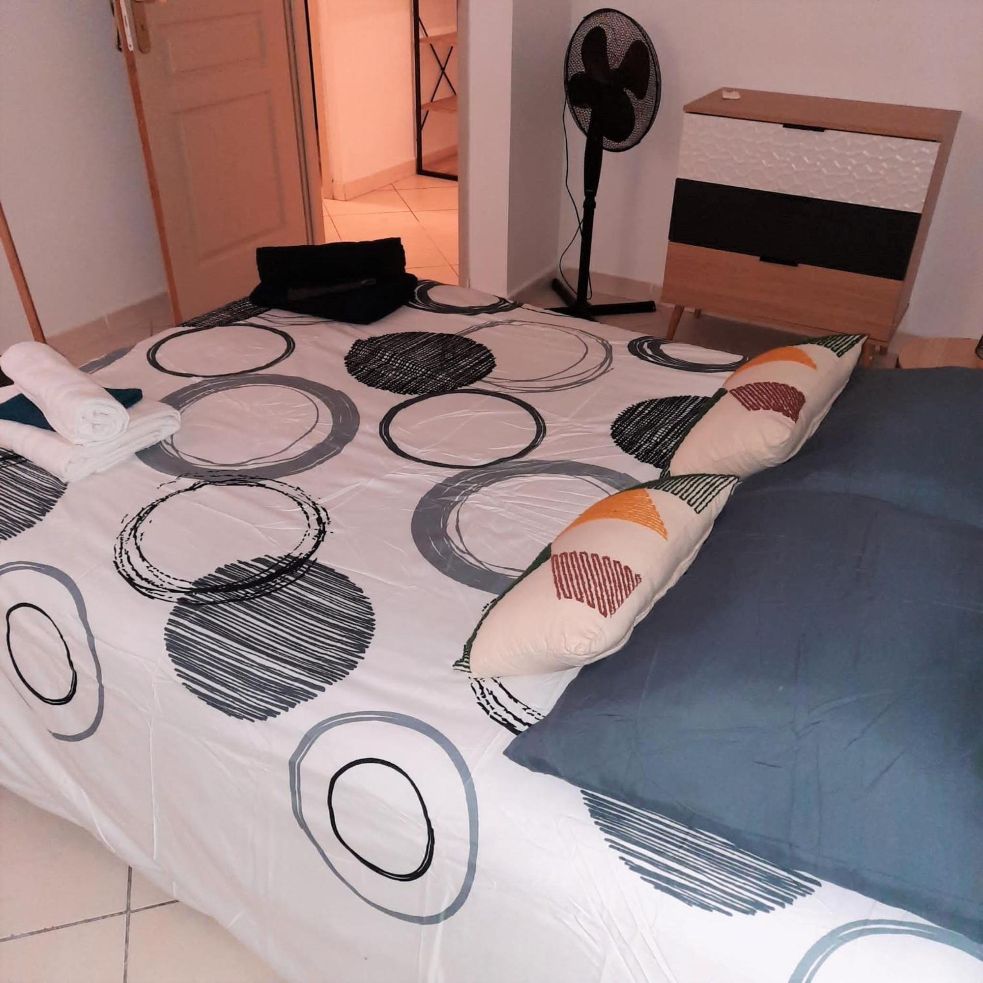 Le Albert 1Er Beziers Appartements Tout Equipes Exterior photo